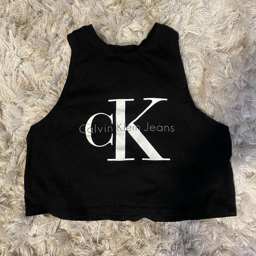 Calvin Klein crop top XS